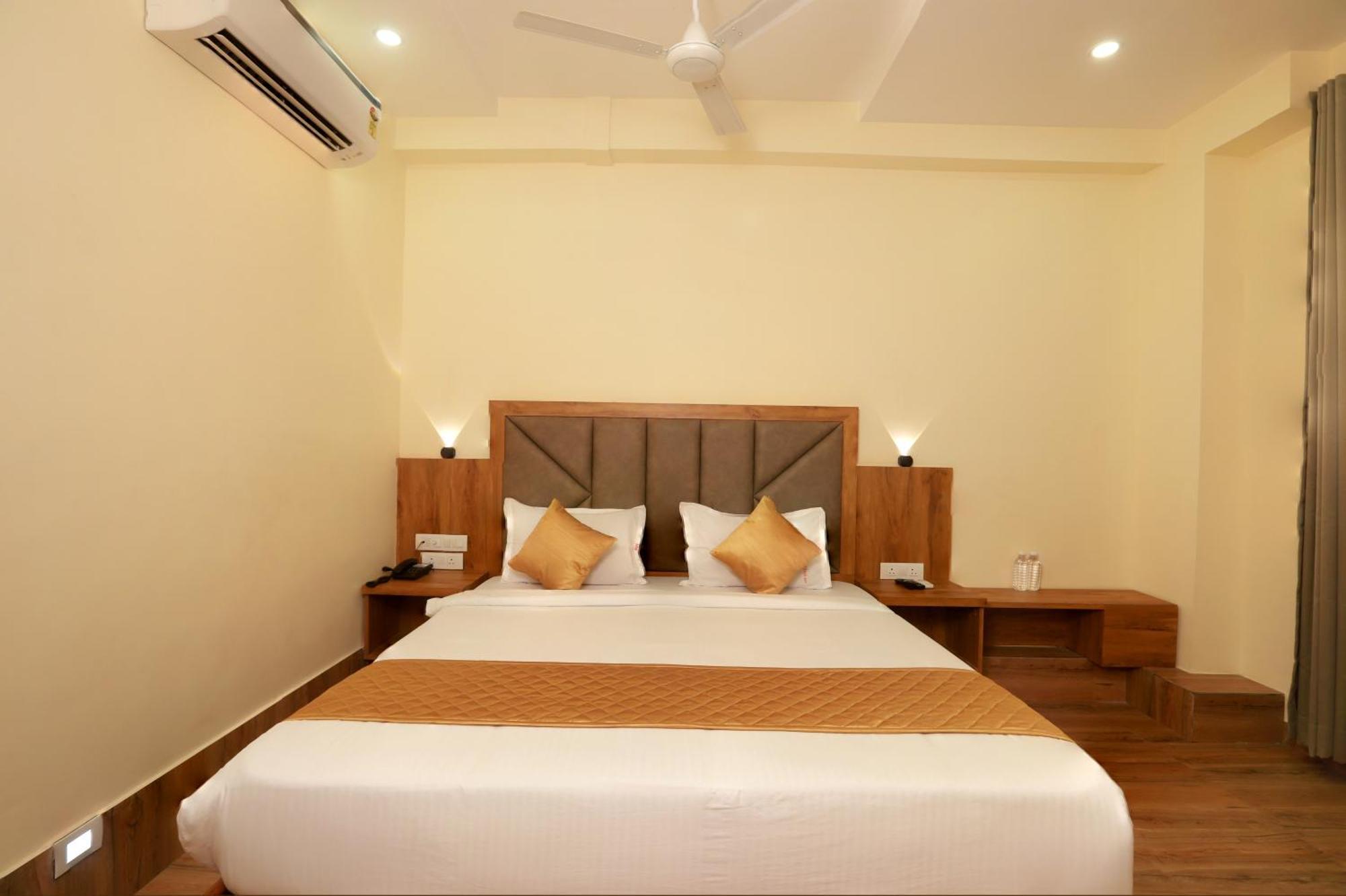 Hotel Bkc Minerva, Near Us Consulate Mumbai  Buitenkant foto